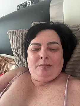 Snapshot of Amandamuller1982 chatting on February 24, 2025, 10:26 am Amandamuller1982 online show from February 24, 2025, 10:26 am