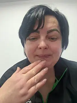 Snapshot of Amandamuller1982 chatting on February 25, 2025, 1:41 am Amandamuller1982 online show from February 25, 2025, 1:41 am