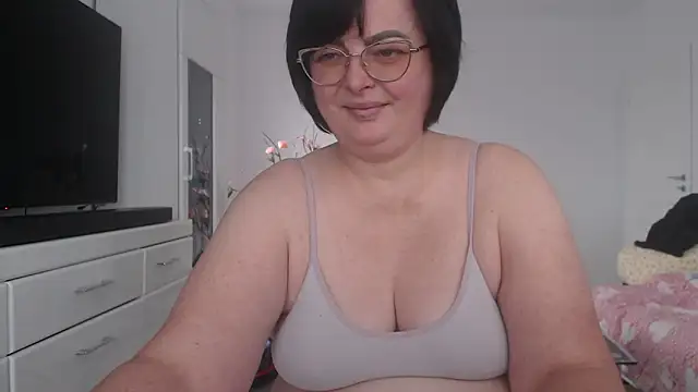 Snapshot of Amandamuller1982 chatting on February 28, 2025, 8:09 am Amandamuller1982 online show from February 28, 2025, 8:09 am