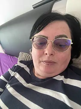 Snapshot of Amandamuller1982 chatting on March 9, 2025, 10:41 am Amandamuller1982 online show from March 9, 2025, 10:41 am