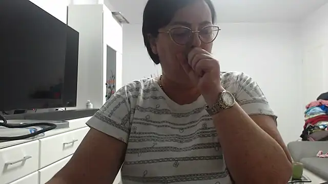 Snapshot of Amandamuller1982 chatting on October 3, 2025, 6:49 pm Amandamuller1982 online show from October 3, 2025, 6:49 pm