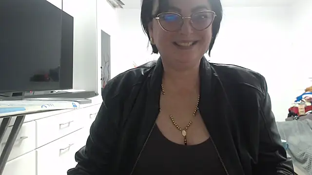 Snapshot of Amandamuller1982 chatting on November 11, 2025, 7:47 pm Amandamuller1982 online show from November 11, 2025, 7:47 pm