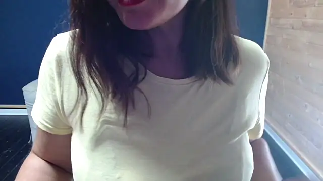 Snapshot of NovaBabe21 chatting on September 24, 2025, 6:39 am NovaBabe21 online show from September 24, 2025, 6:39 am