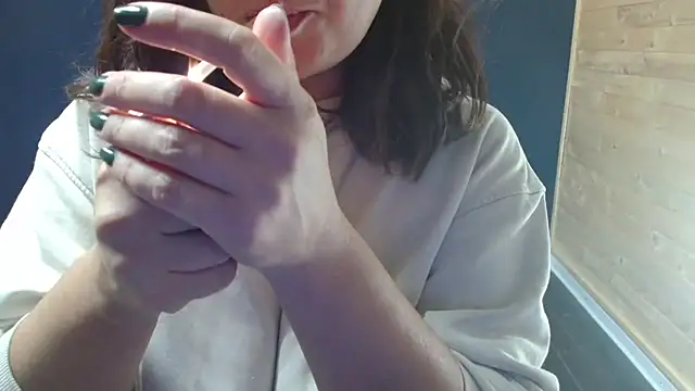 Snapshot of NovaBabe21 chatting on October 8, 2025, 8:23 am NovaBabe21 online show from October 8, 2025, 8:23 am