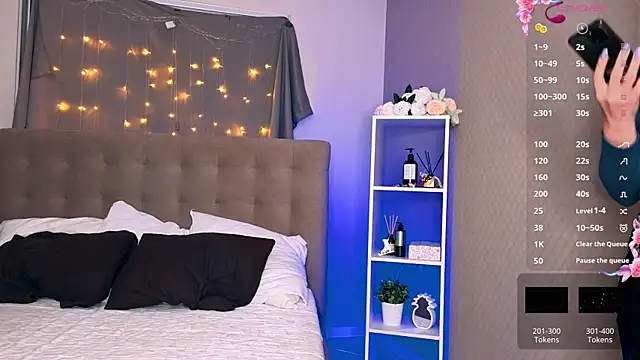 Bella Murrr online show from January 17, 2025, 12:42 pm