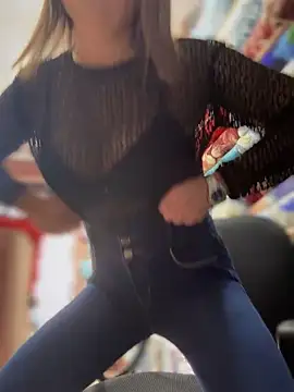 VIOLETA-25  online show from November 24, 2025, 3:12 pm