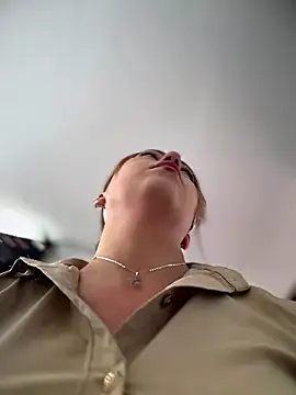 VIOLETA-25  online show from January 13, 2026, 2:22 pm