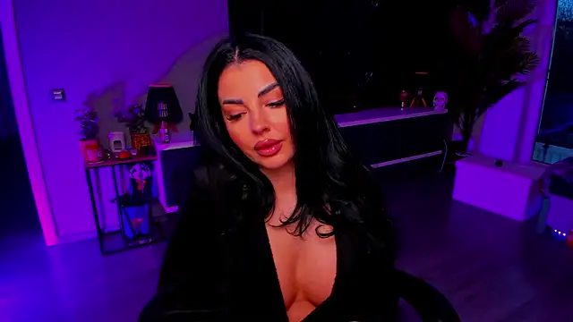 anemarieejolie online show from April 17, 2026, 4:54 pm