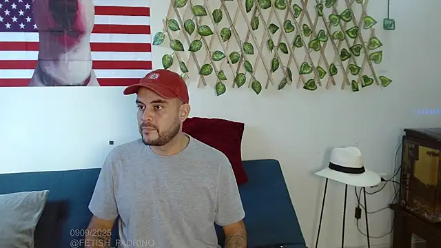 Snapshot of fetish_padrino chatting on September 11, 2025, 1:22 pm fetish padrino online show from September 11, 2025, 1:22 pm