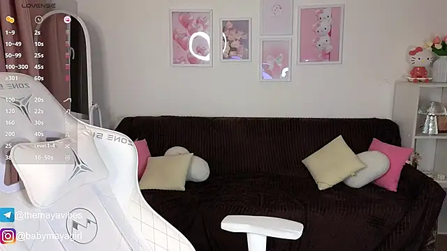 Maya Rave online show from November 3, 2025, 3:41 am