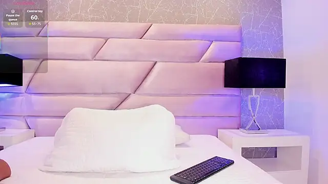 Snapshot of ChloeTayylor_ chatting on November 7, 2025, 8:09 pm ChloeTayylor online show from November 7, 2025, 8:09 pm