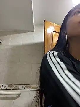 Snapshot of bonnie_18x chatting on February 18, 2025, 1:11 pm bonnie 18x online show from February 18, 2025, 1:11 pm