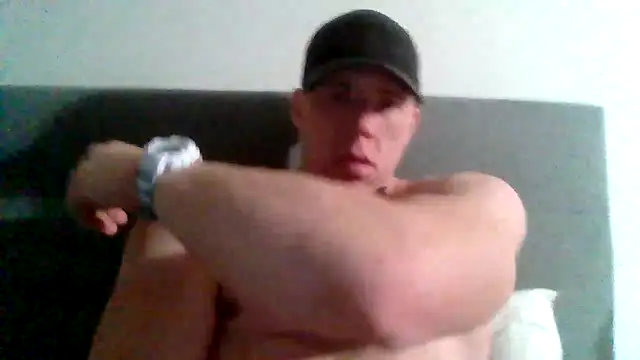 parkerxmuscle online show from February 2, 2025, 9:02 pm