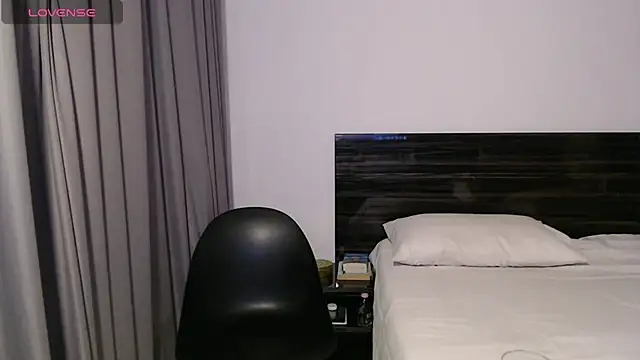 Snapshot of FaustoCock chatting on March 7, 2025, 4:02 am FaustoCock online show from March 7, 2025, 4:02 am