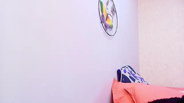 Amy wats0n online show from October 5, 2025, 7:45 pm