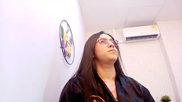 Amy wats0n online show from October 6, 2025, 7:22 pm