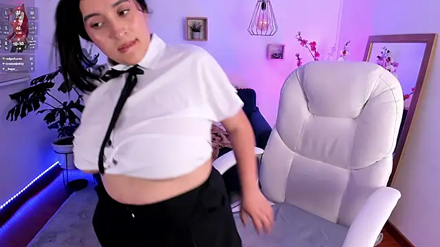 Pamela cheverry online show from March 4, 2025, 12:39 am