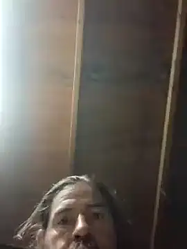 Snapshot of linksjack1010 chatting on February 2, 2025, 12:30 am linksjack1010 online show from February 2, 2025, 12:30 am