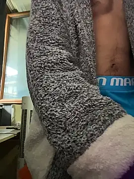 pxrnsenpaii online show from October 31, 2025, 1:23 pm