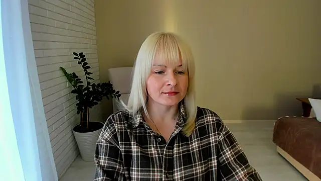 Alicee Gracee online show from February 9, 2026, 11:47 am