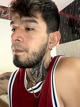 Snapshot of Anthony-Martin chatting on October 3, 2025, 12:35 pm Anthony-Martin online show from October 3, 2025, 12:35 pm