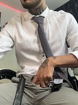 Snapshot of Anthony-Martin chatting on October 14, 2025, 12:50 pm Anthony-Martin online show from October 14, 2025, 12:50 pm