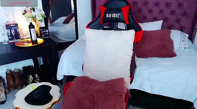 Snapshot of rubyylowell chatting on January 9, 2025, 12:52 pm rubyylowell online show from January 9, 2025, 12:52 pm