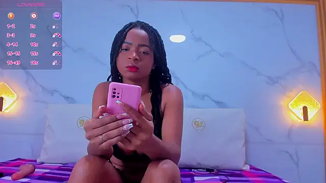 Snapshot of violetta_becker chatting on February 8, 2025, 11:44 am violetta becker online show from February 8, 2025, 11:44 am