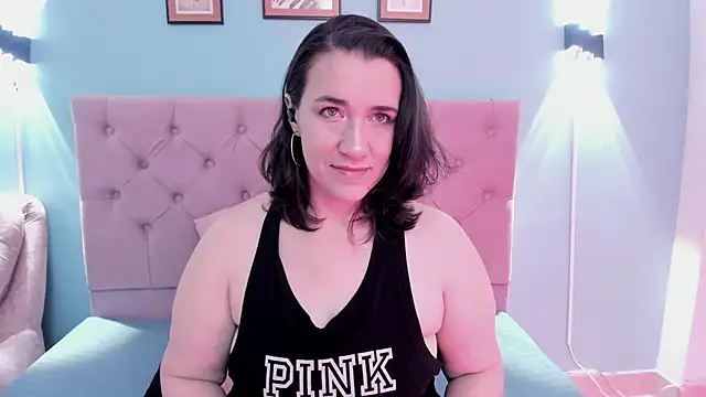 kyoakane online show from January 22, 2025, 4:02 am