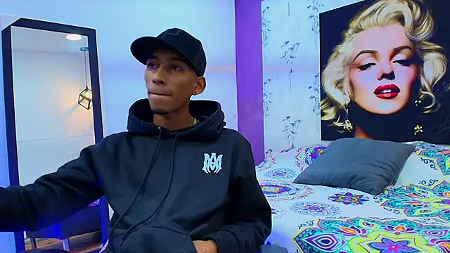 Snapshot of alejandro_king1 chatting on February 20, 2025, 12:47 pm alejandro king1 online show from February 20, 2025, 12:47 pm