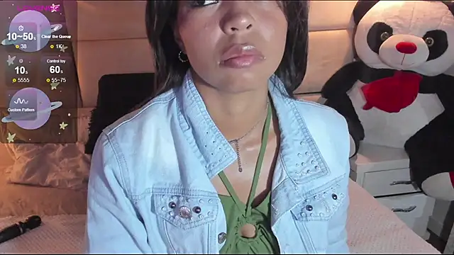 Nathaliajonees online show from October 30, 2025, 1:34 pm