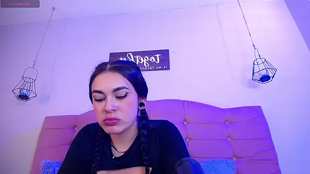 Snapshot of kyle8_ls chatting on January 13, 2025, 9:31 pm kyle8 ls online show from January 13, 2025, 9:31 pm