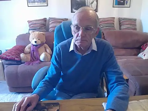 Snapshot of Ferret7777 chatting on November 2, 2025, 9:44 am Ferret7777 online show from November 2, 2025, 9:44 am