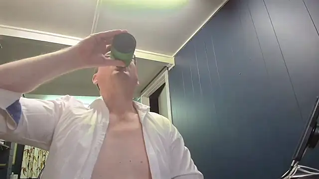 tilobinder online show from December 21, 2025, 12:34 pm