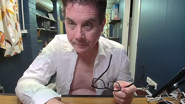 Snapshot of tilobinder chatting on January 18, 2026, 3:16 pm tilobinder online show from January 18, 2026, 3:16 pm