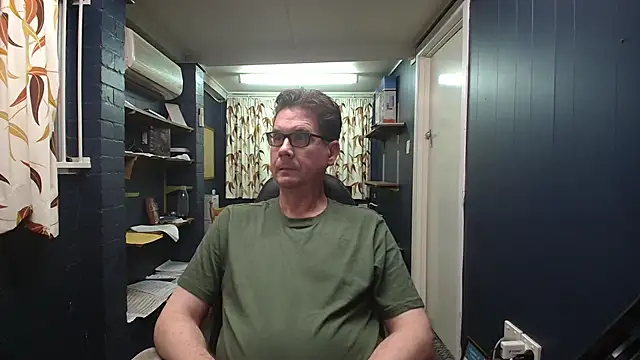 Snapshot of tilobinder chatting on February 26, 2026, 2:05 pm tilobinder online show from February 26, 2026, 2:05 pm