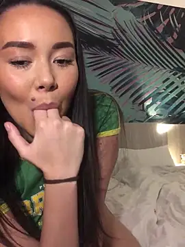 Snapshot of mayakitsune69 chatting on March 22, 2025, 3:31 pm mayakitsune69 online show from March 22, 2025, 3:31 pm