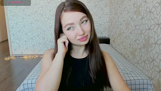 Lissa Cristal online show from June 1, 2026, 6:48 am