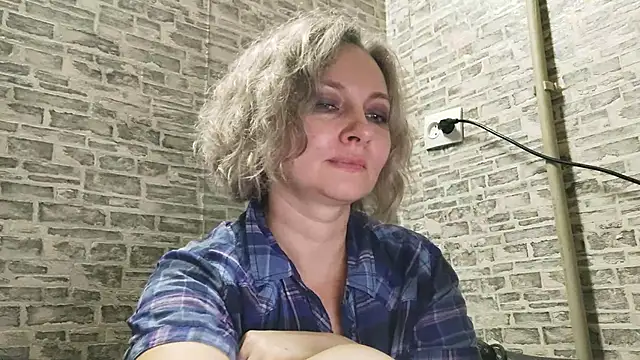 EdithManning online show from January 25, 2025, 2:47 pm