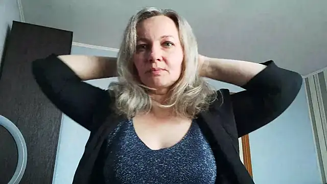 EdithManning online show from March 13, 2026, 6:09 am