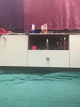 abyusif101099 online show from March 12, 2026, 11:44 pm