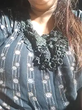 Hot-Anuska online show from April 15, 2026, 6:15 pm