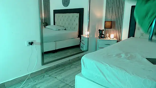 Sam mansson66 online show from March 17, 2025, 3:18 pm