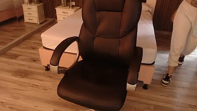 Sam mansson66 online show from September 12, 2025, 1:44 pm