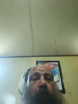 Snapshot of Beyond1978 chatting on September 22, 2025, 3:14 pm Beyond1978 online show from September 22, 2025, 3:14 pm