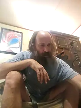 Snapshot of Beyond1978 chatting on October 5, 2025, 8:40 pm Beyond1978 online show from October 5, 2025, 8:40 pm