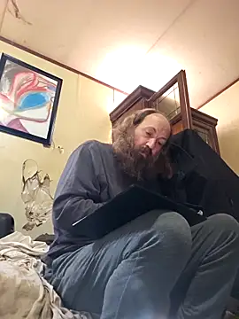 Snapshot of Beyond1978 chatting on November 4, 2025, 4:17 pm Beyond1978 online show from November 4, 2025, 4:17 pm