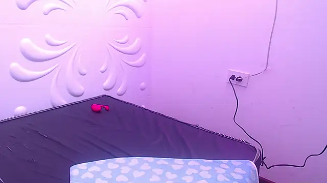 Snapshot of Club_Bdsm_ chatting on December 21, 2024, 6:19 am Club Bdsm online show from December 21, 2024, 6:19 am