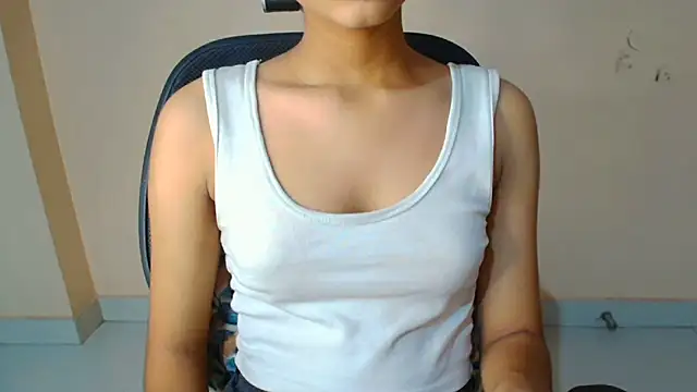 Snapshot of Chandani-Love chatting on May 27, 2026, 12:57 pm Chandani-Love online show from May 27, 2026, 12:57 pm