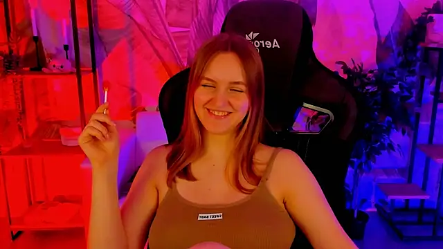 Snapshot of KellyPoter chatting on December 19, 2024, 9:28 pm KellyPoter online show from December 19, 2024, 9:28 pm